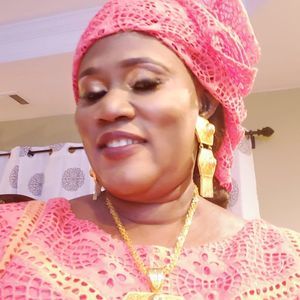 Meet your Posher, Awa